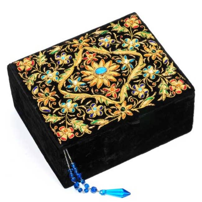 Emblished Jewelry Box wiht flower design : Velvet / 4x4x2.5"