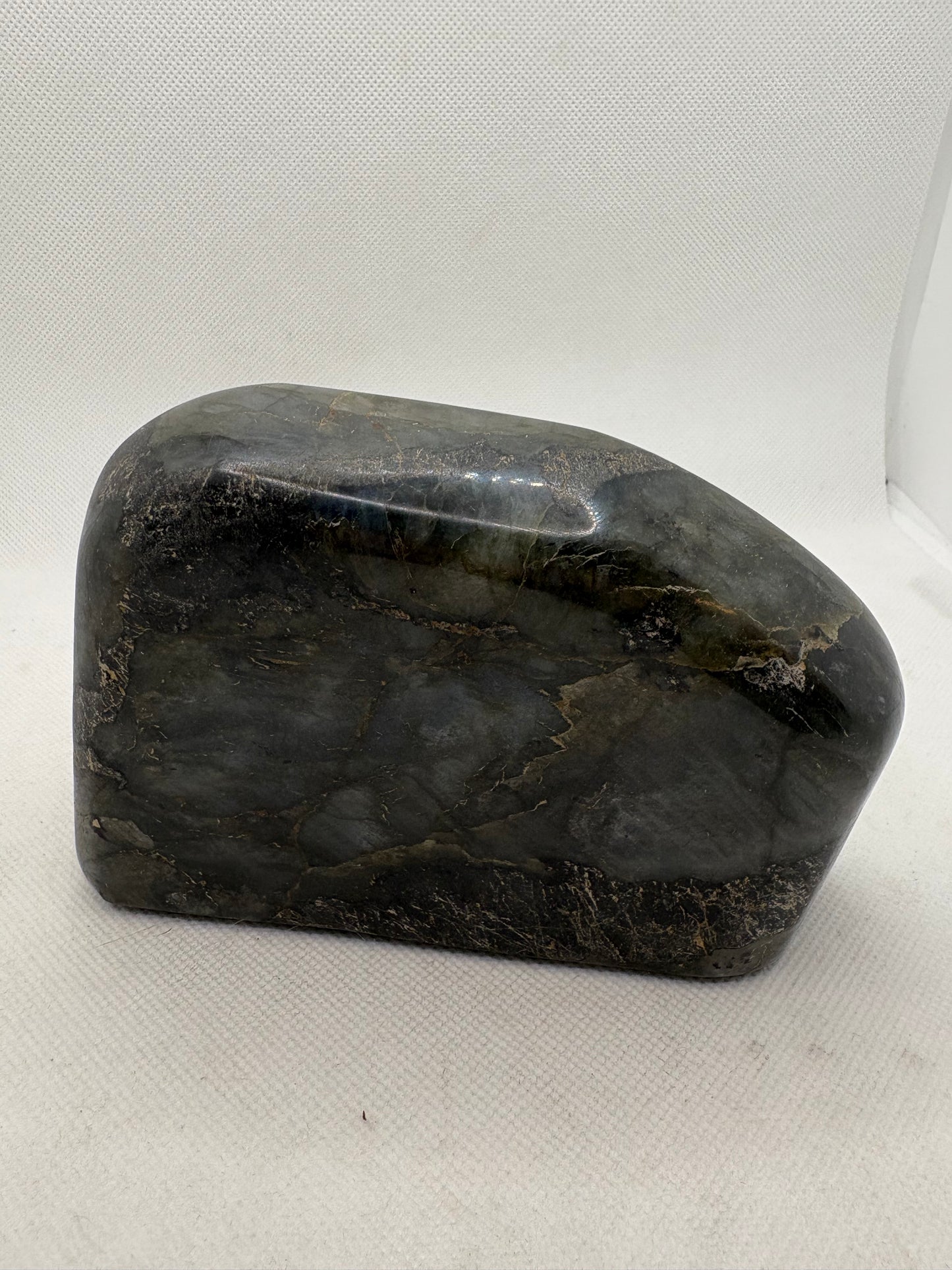 Labradorite Free form Medium