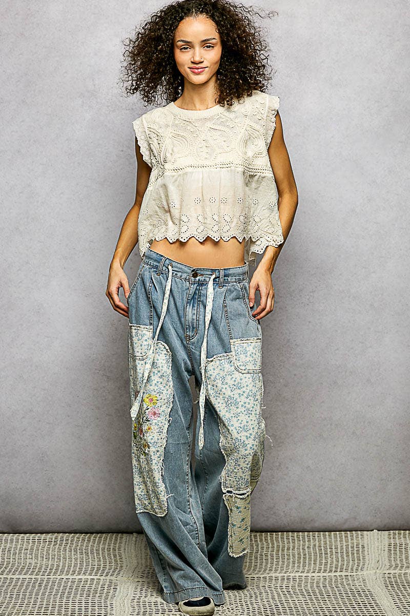 Round Neck Sleeveless Zigzag Border Detail Crochet Top