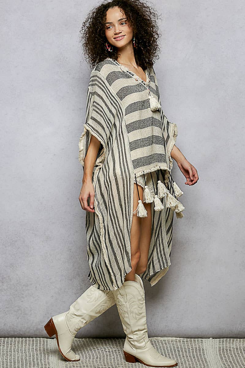 V-neck Fringe Tassel Vintage Washing Short Sleeve Top