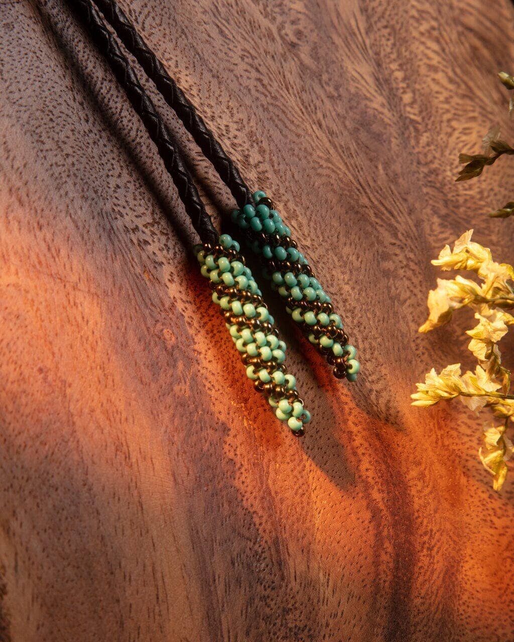 Eilat Stone - Native Beaded Bolo Tie in Vibrant Turquoise
