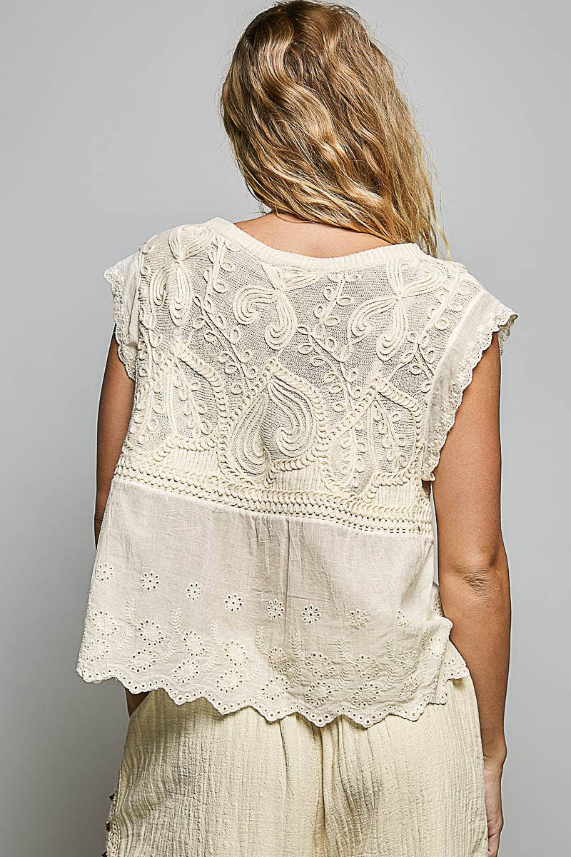 Round Neck Sleeveless Zigzag Border Detail Crochet Top