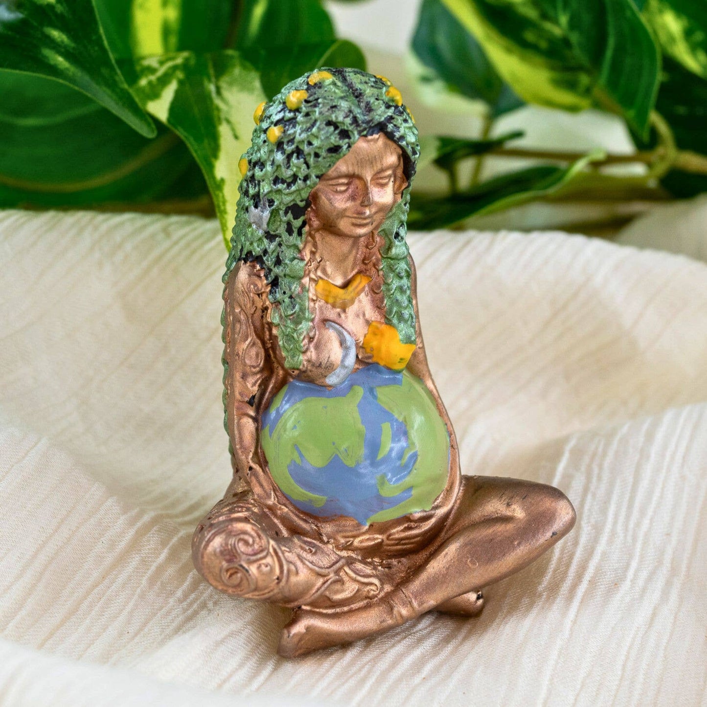 Goddess Gaia Statue: Millyear Mother Earth: Large