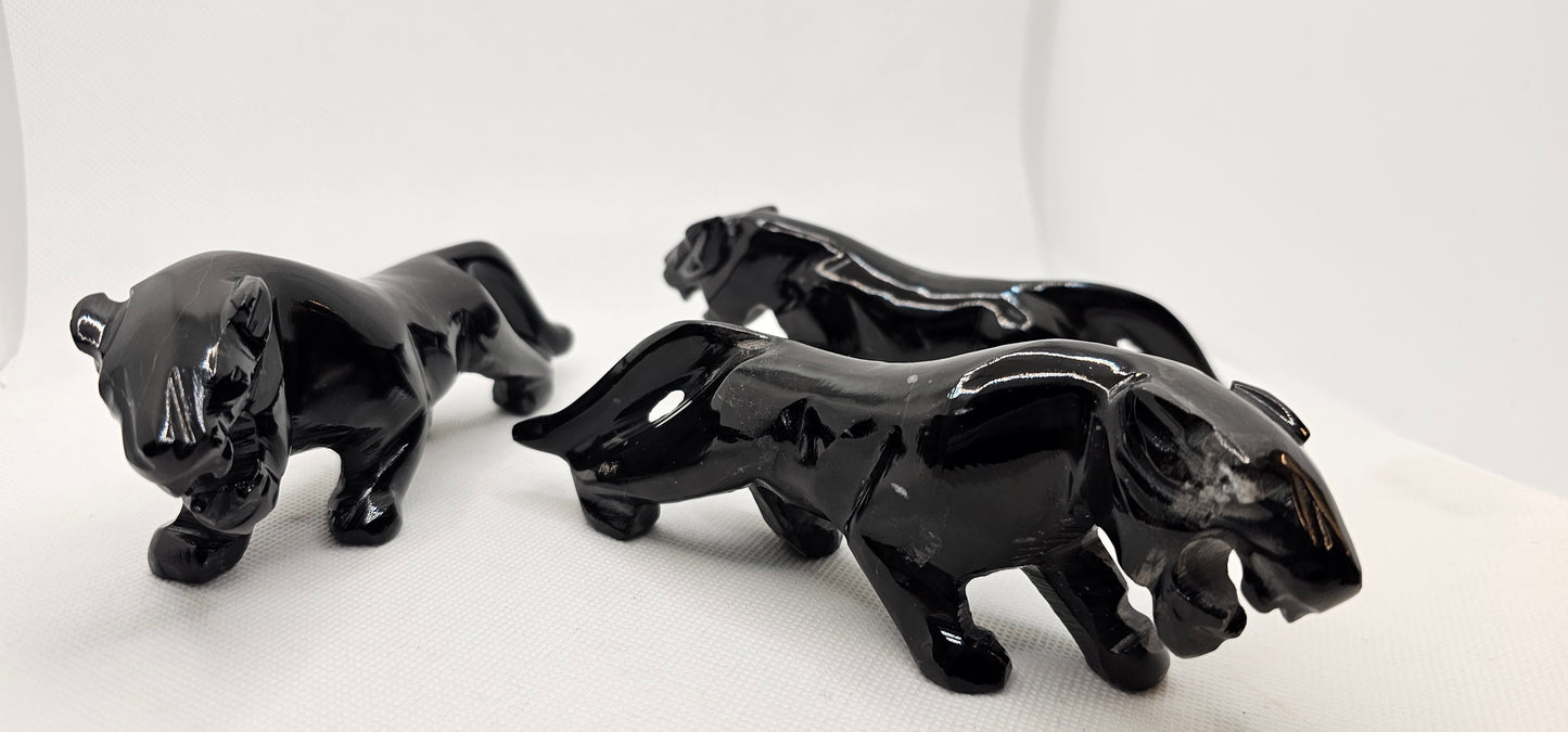 Obsidian Jaguar Figurine