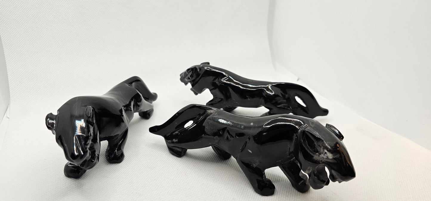 Obsidian Jaguar Figurine