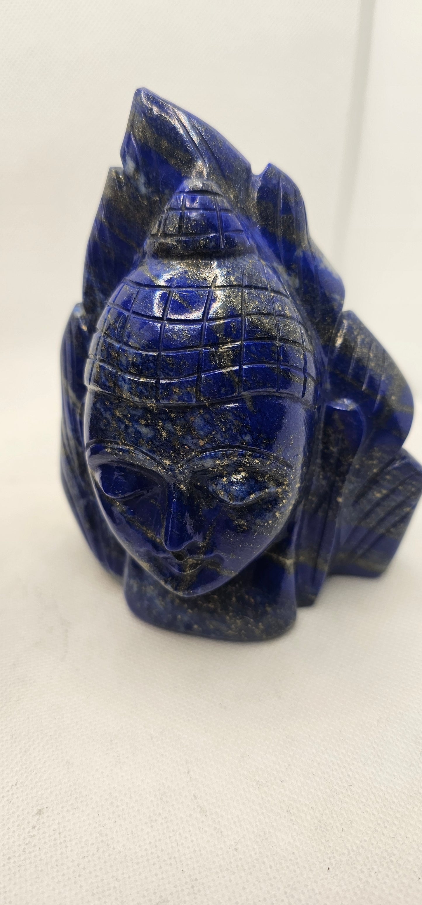 Lapis Buddha with Leaf