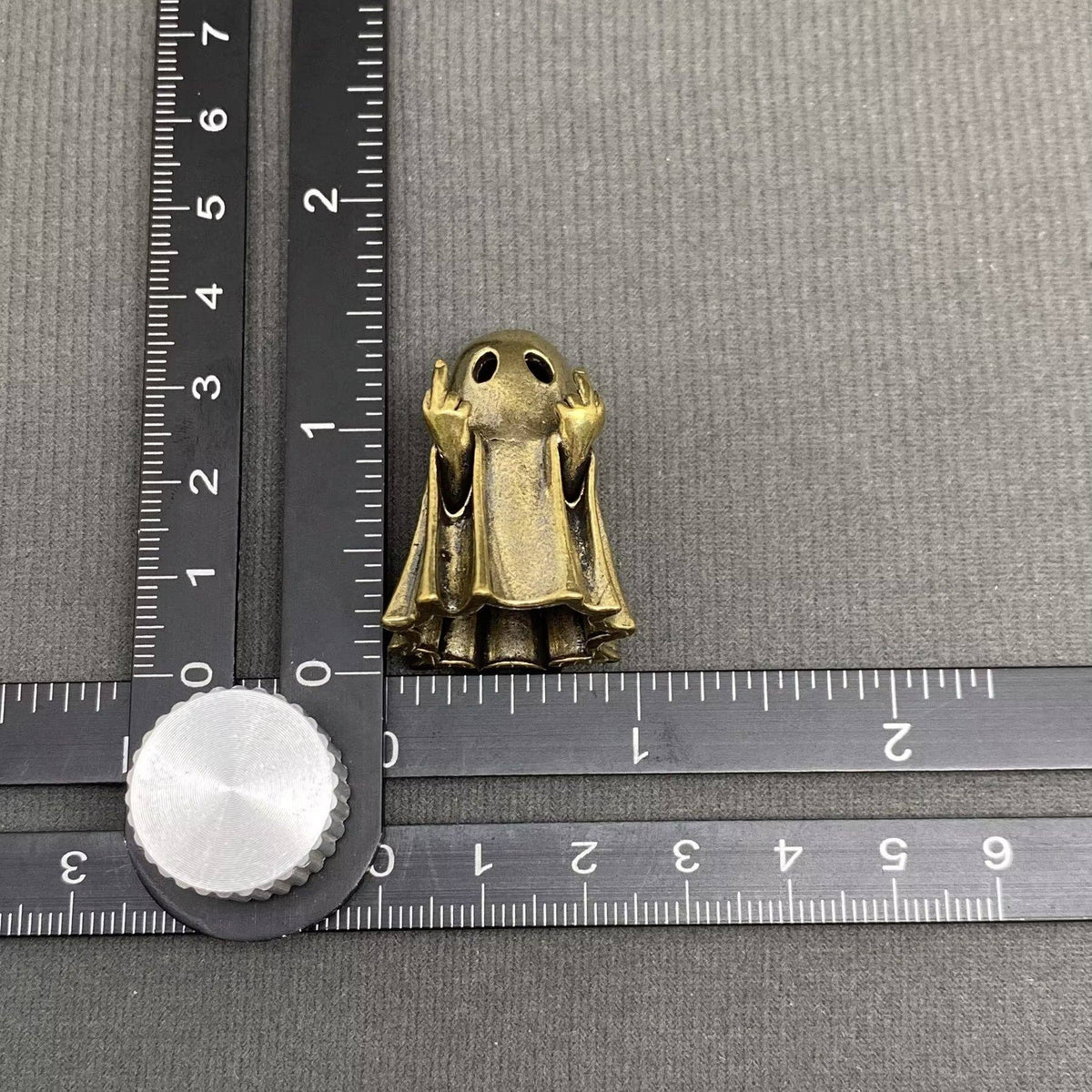 Middle Finger Ghost Brass Crafts Desktop Ornaments