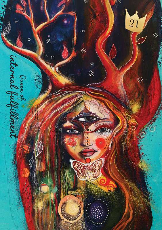 I Am Queen Oracle by Outi Harma: Flashcards; 128 pages / English