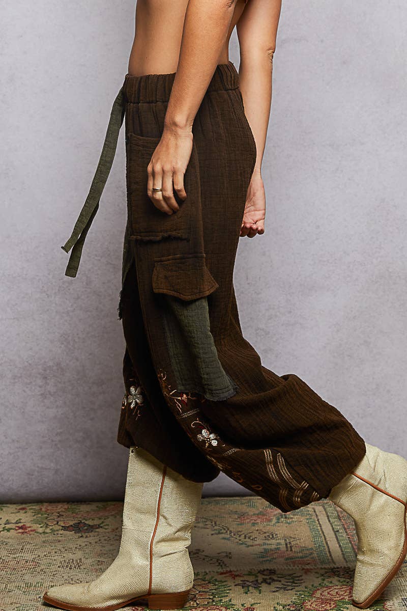 Floral Embroidered Double Gauze Cargo Pants S - L