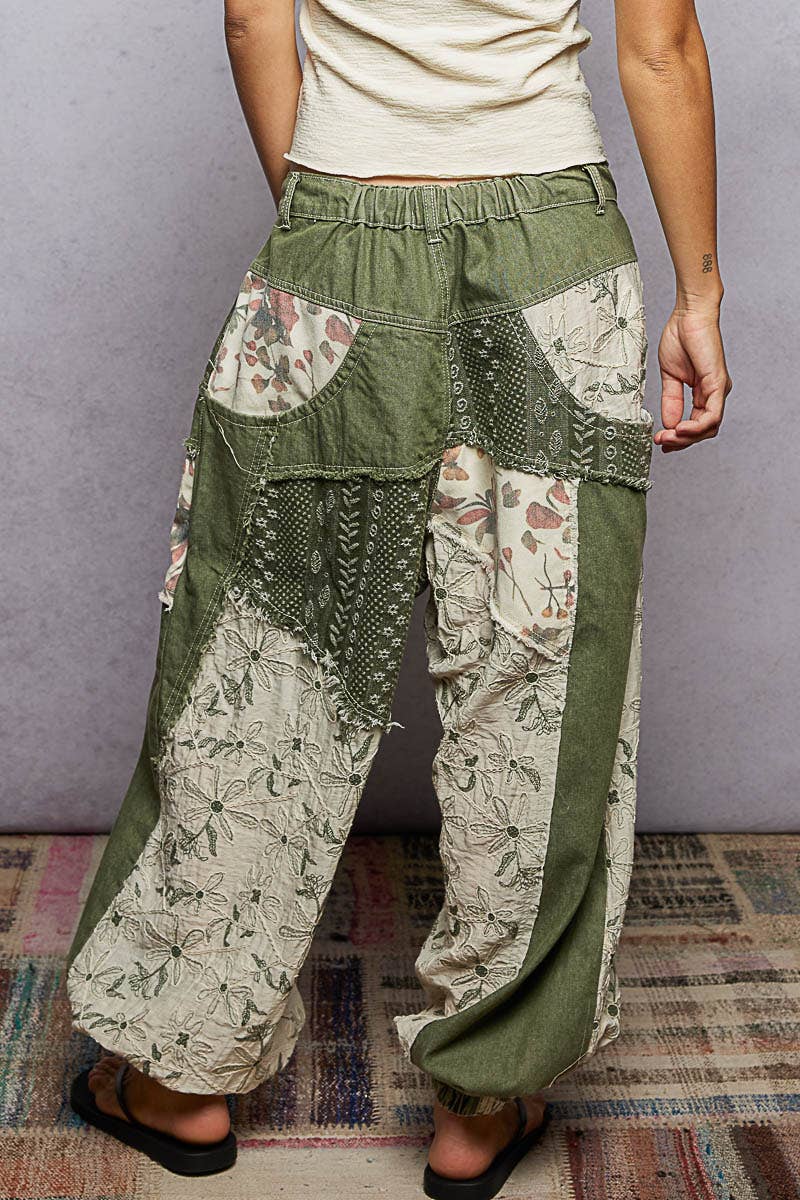 Jacquard Floral Twill Patch Waist Loop Jogger Pants