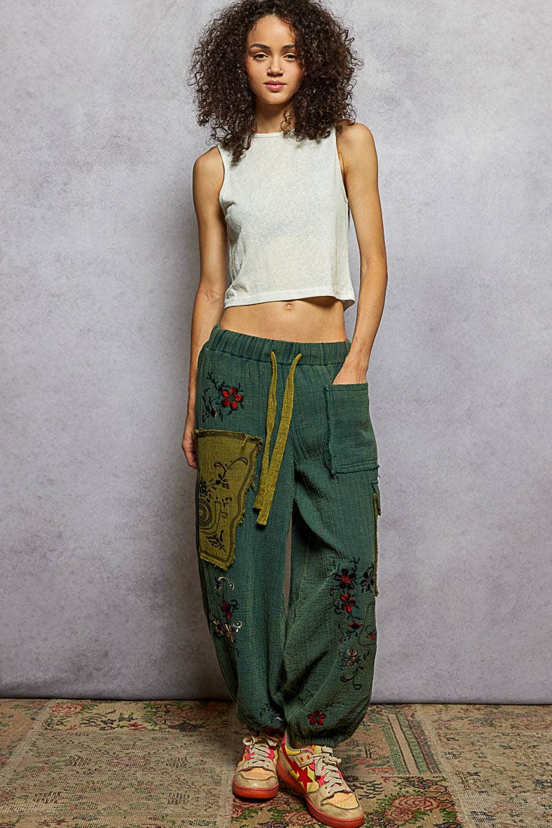 Floral Embroidered Double Gauze Cargo Pants S - L