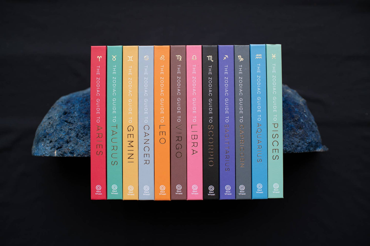 The Zodiac Guide to Leo - Hardcover Astrology Gift
