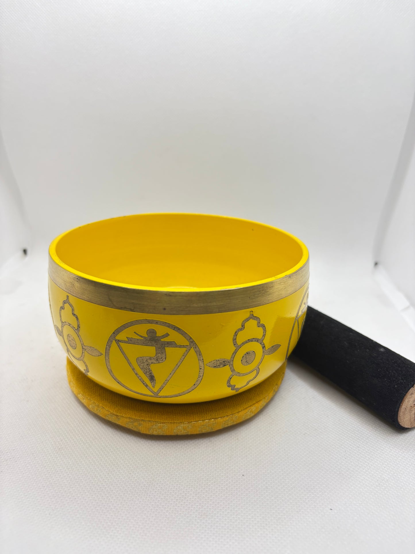 Chakra Tibetan Singing Bowl 5" Colored Box Atma Buti