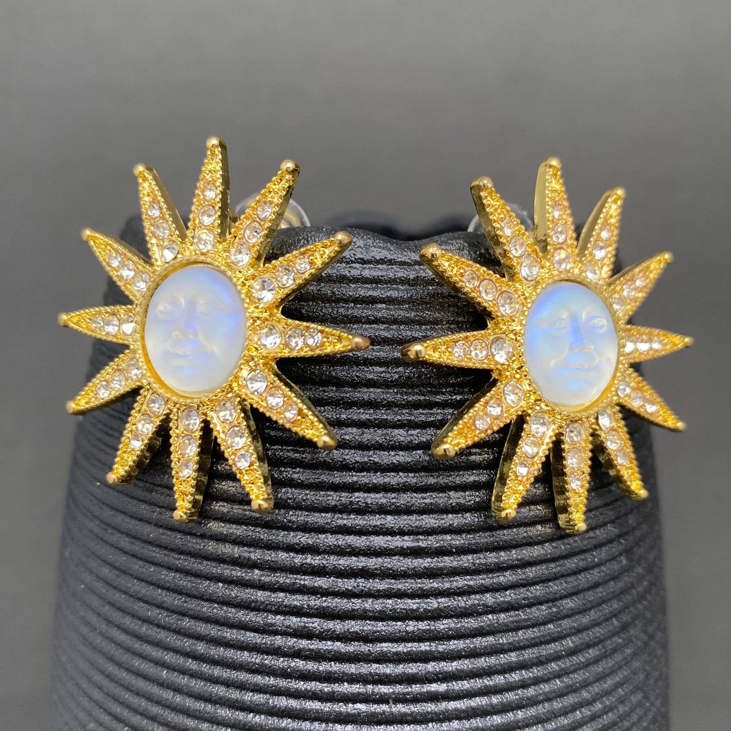 Rhinestone Inlaid Gold-plated Sun Post Earrings - MS