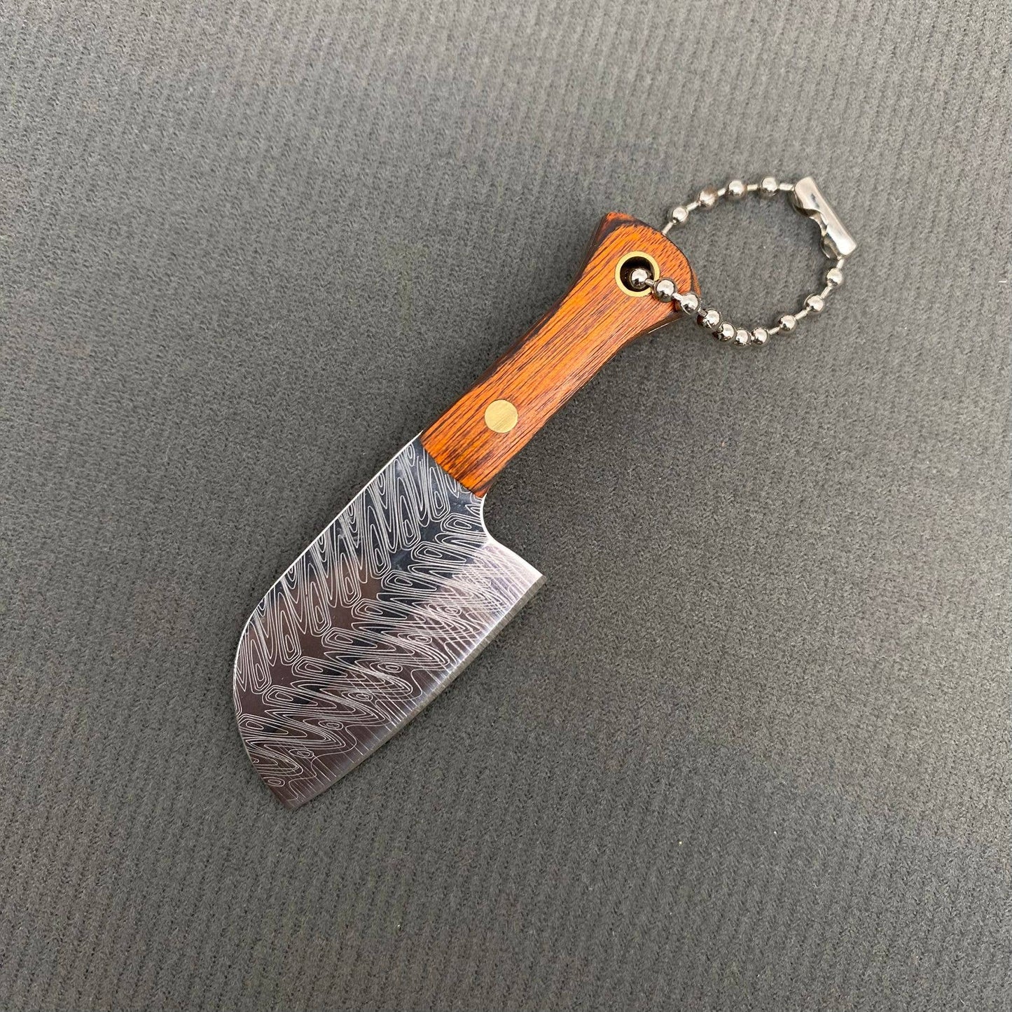 Textured Stainless Steel Portable Knife with Protective Cover