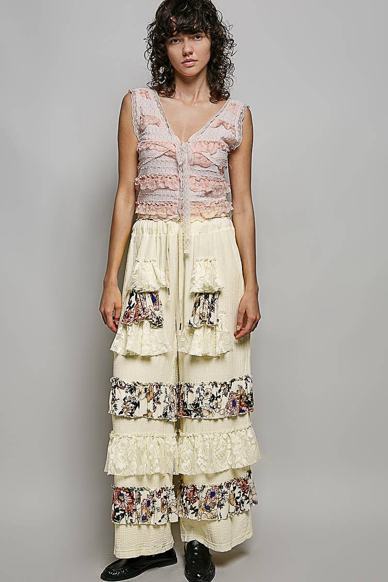 V-neck Sleeveless Cropped Woven Lace Top