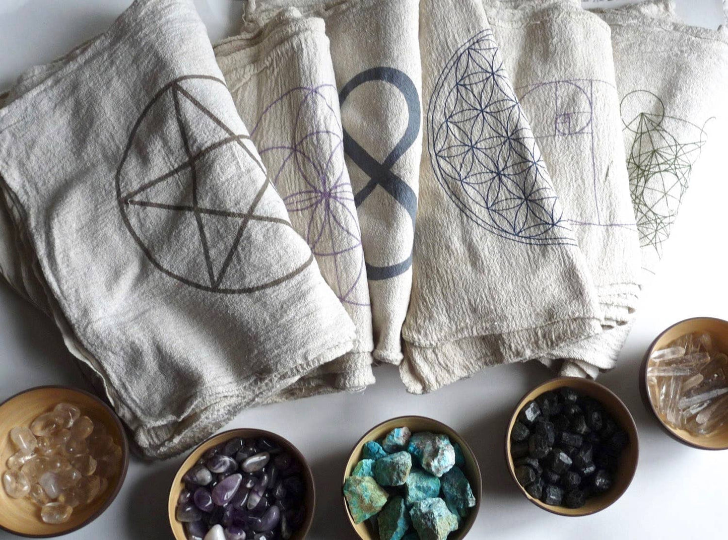 Assortment Sacred Geometry Crystal Grid Cloth Designs: Pentgram