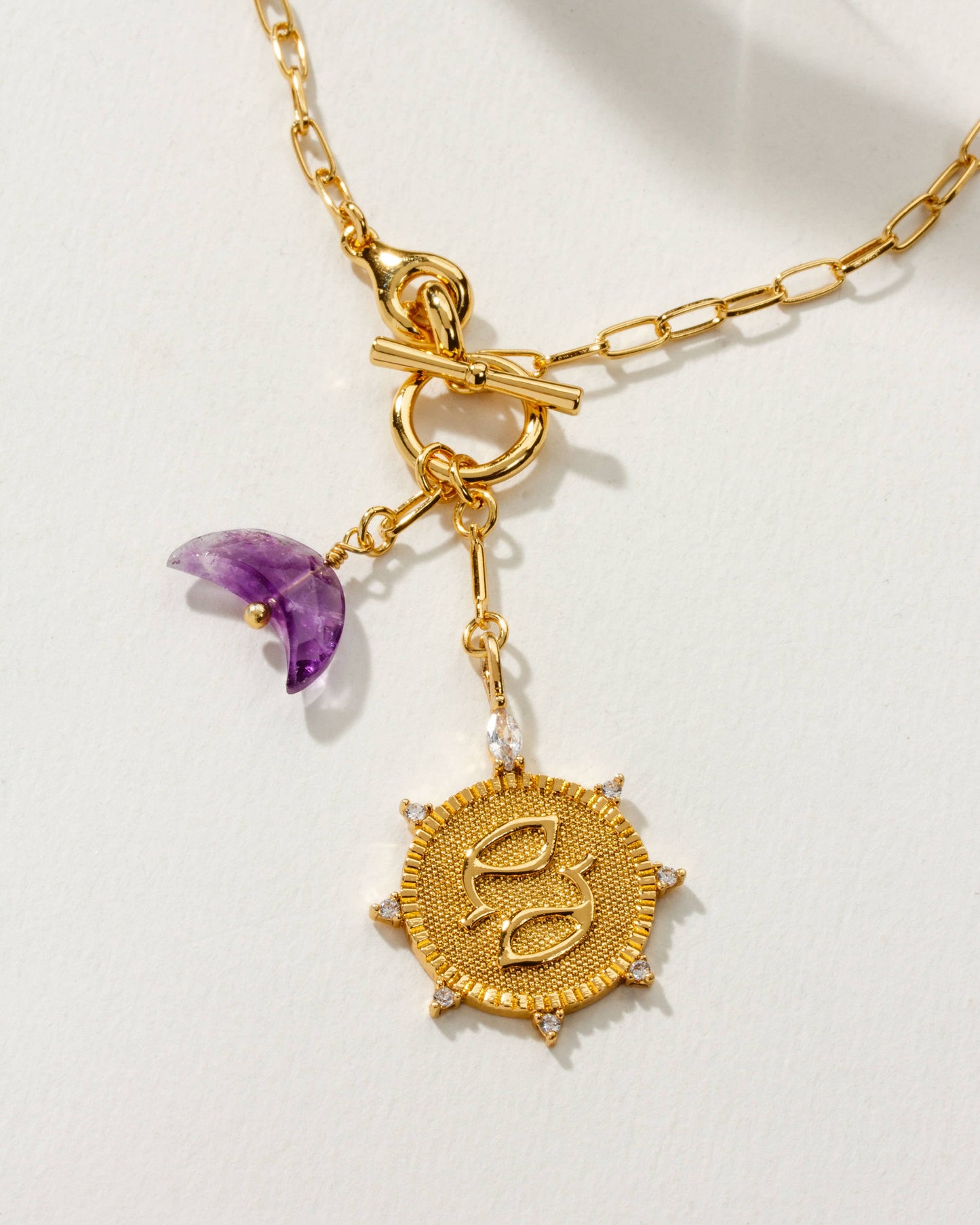Pisces Lunar Front Toggle Zodiac Neck