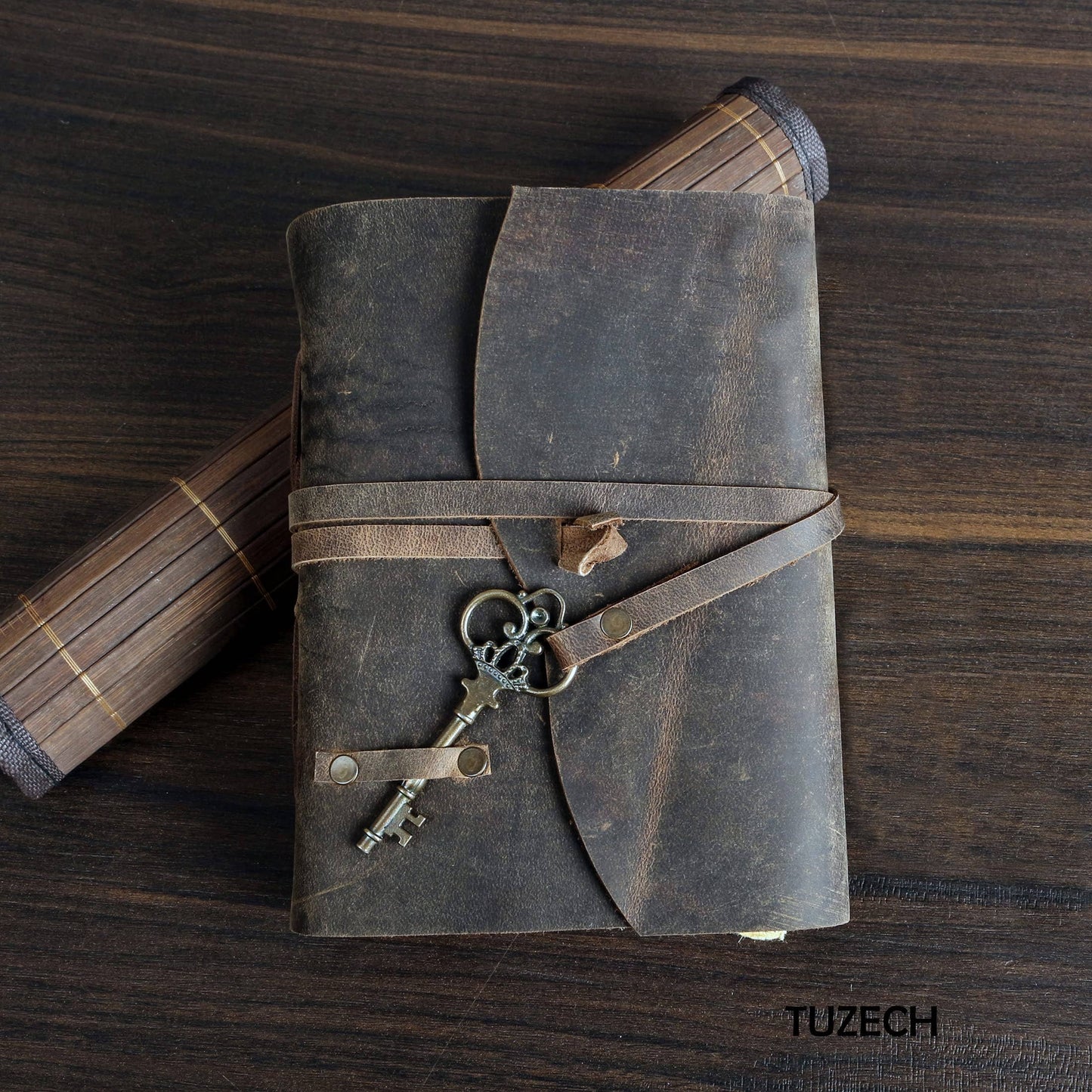 Tuzech Leather Journal for Women Men Gift With Deckle Edge Paper , Leather Scrapbook, Book of Shadows, Vintage Journal, Old Books, Grimoire, Antique Drawing Sketchbook Colourful Paper 7 by 5 Inches