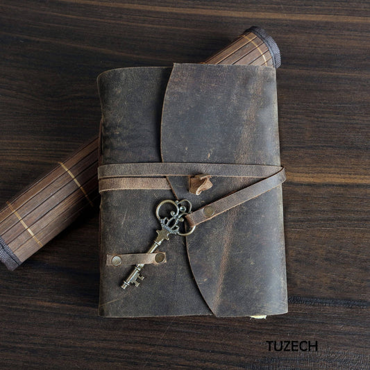 Tuzech Leather Journal for Women Men Gift With Deckle Edge Paper , Leather Scrapbook, Book of Shadows, Vintage Journal, Old Books, Grimoire, Antique Drawing Sketchbook Colourful Paper 7 by 5 Inches