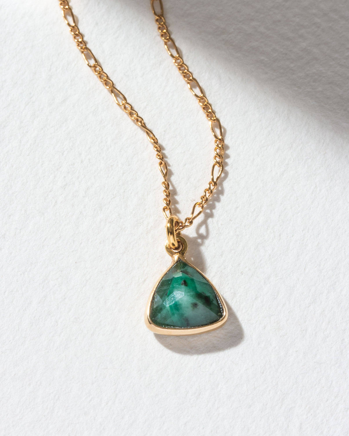 Bermuda Triangle Dainty Collar Necklace - Emerald
