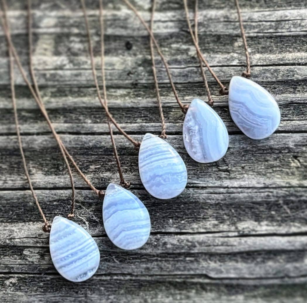 Blue Lace Agate Smooth Teardrop Cord Necklace : 16, 18, 20 inches