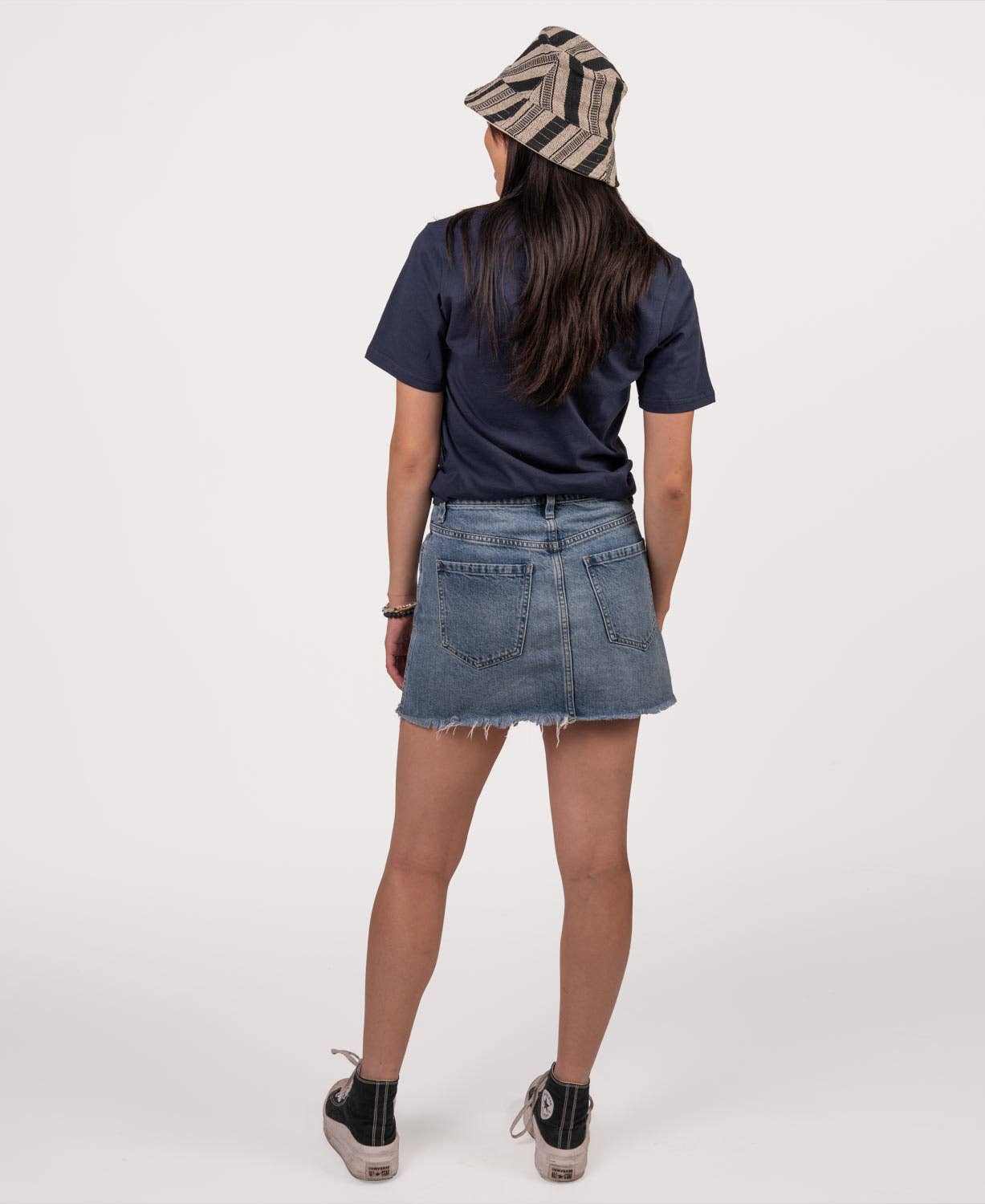 Peace Out Raccoon Organic T-Shirt - Unisex: SM