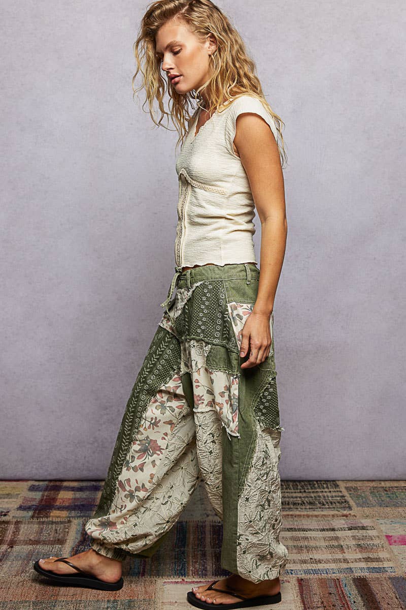 Jacquard Floral Twill Patch Waist Loop Jogger Pants