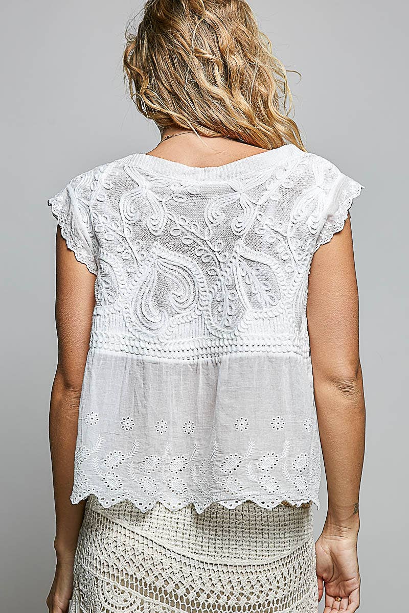 Round Neck Sleeveless Zigzag Border Detail Crochet Top