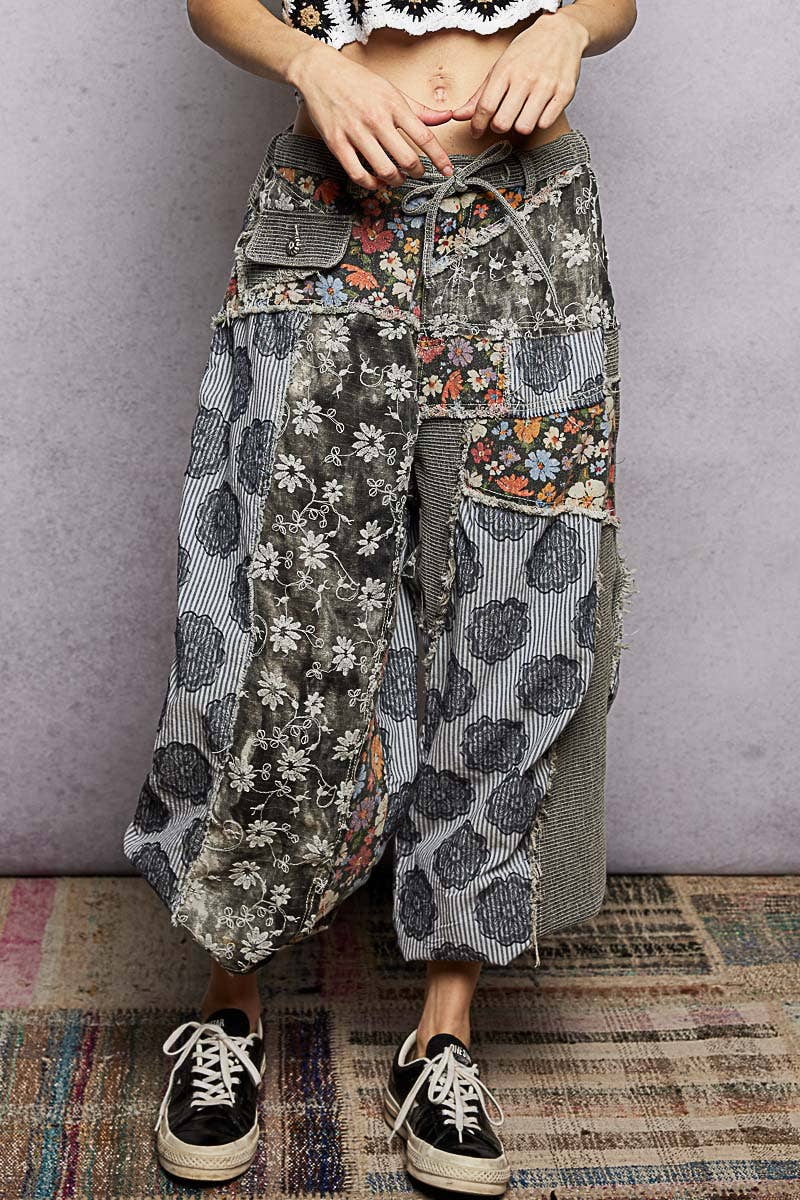 Jacquard Floral Twill Patch Waist Loop Jogger Pants