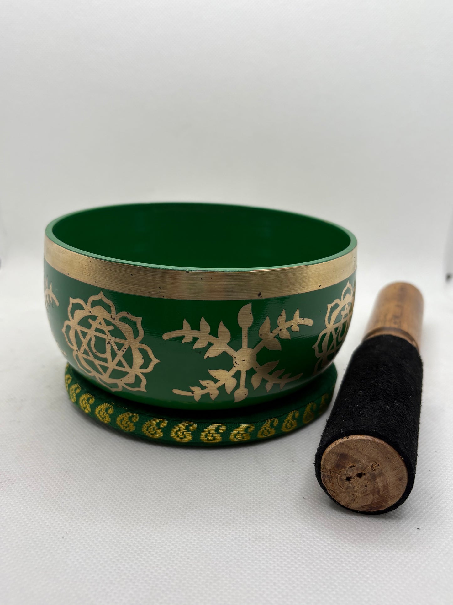 Chakra Tibetan Singing Bowl 5" Colored Box Atma Buti