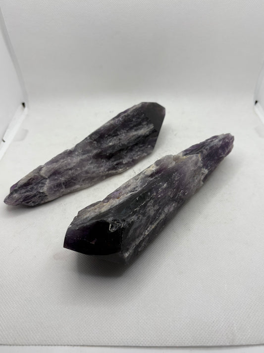 Amethyst Spear Dragon Tooth Medium
