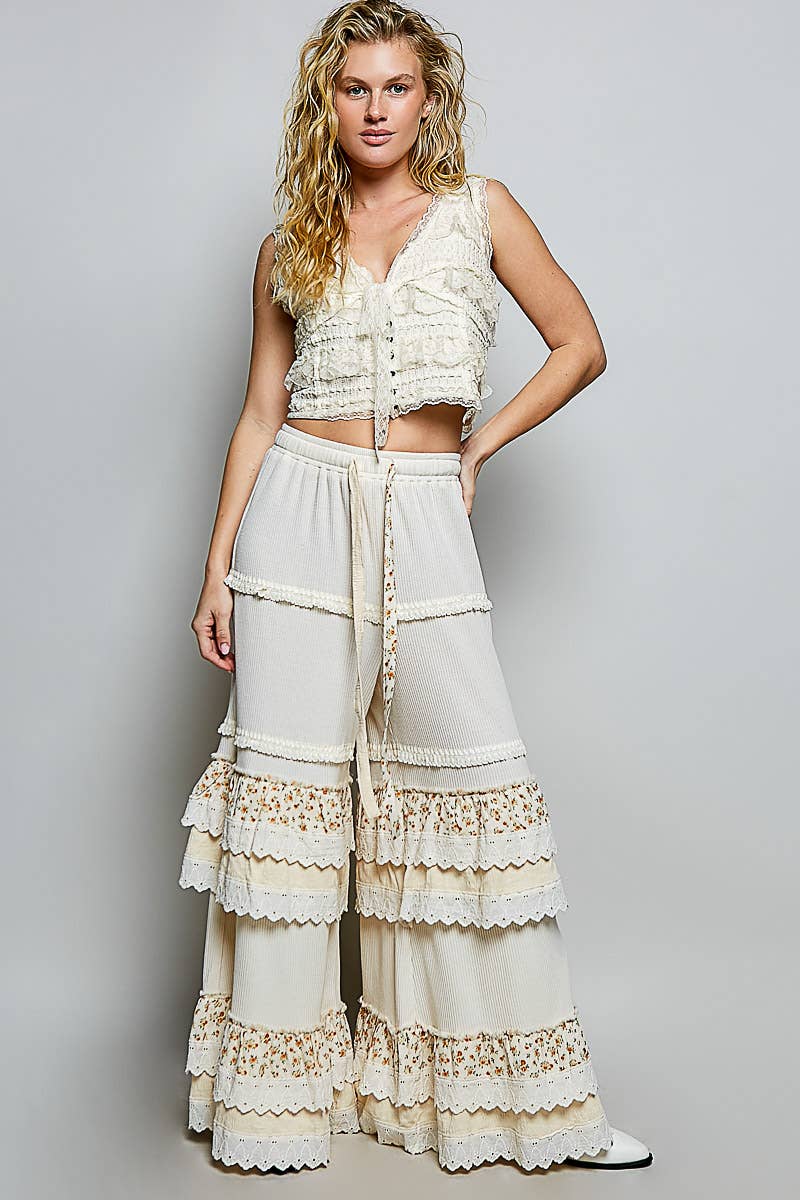 V-neck Sleeveless Cropped Woven Lace Top