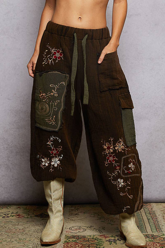Floral Embroidered Double Gauze Cargo Pants S - L