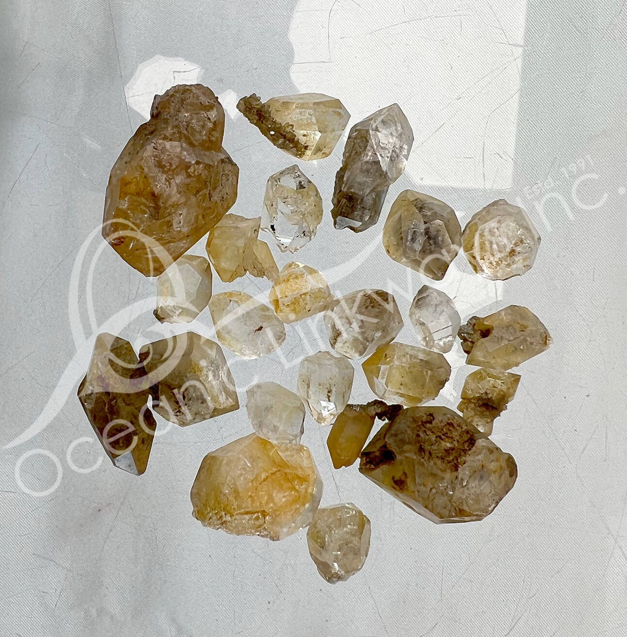 HERKIMER DIAMOND C 0.5-1.5"L (GRAM)SPECIMEN