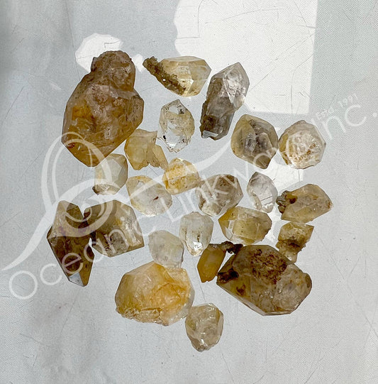 HERKIMER DIAMOND C 0.5-1.5"L (GRAM)SPECIMEN