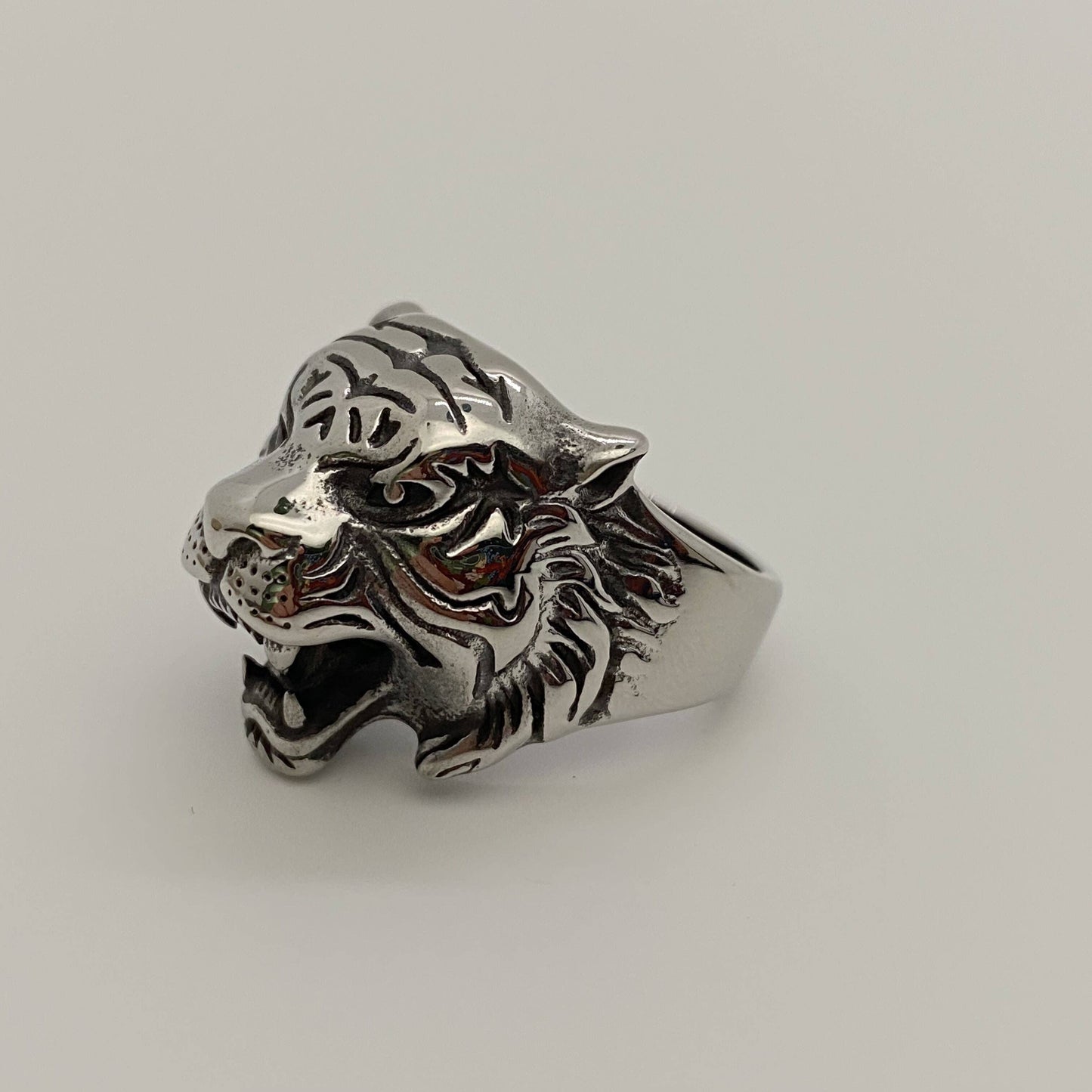 Stainless Steel  Personality Tiger Head Ring - MJ/MR