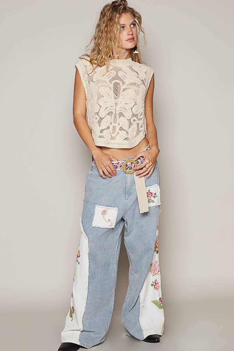 Round neck sleeveless solid crochet top