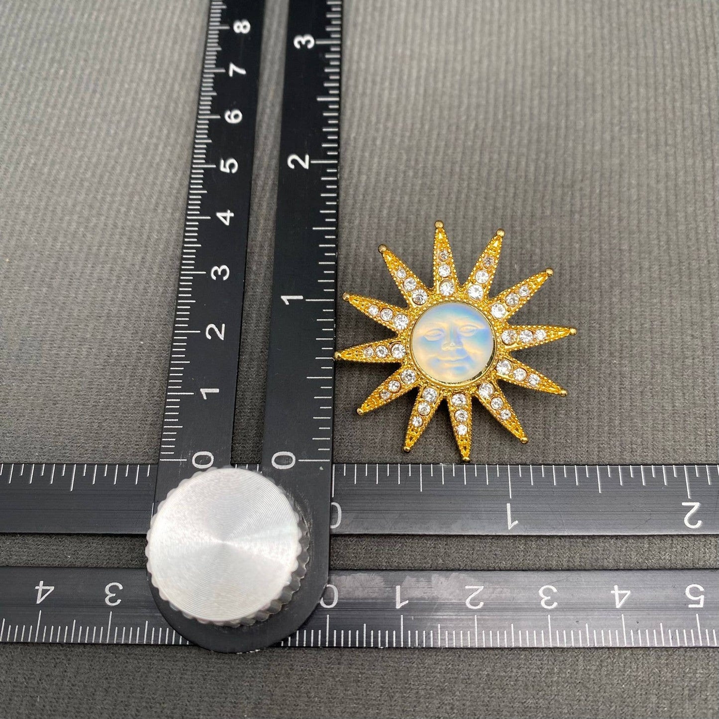Rhinestone Inlaid Gold-plated Sun Post Earrings - MS