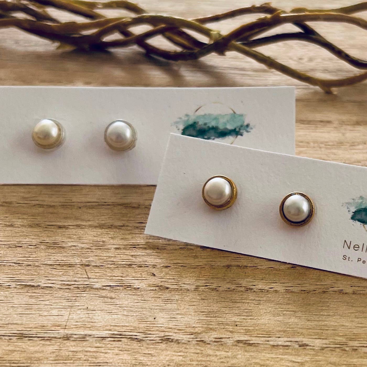 Cult Classic freshwater pearl stud earrings