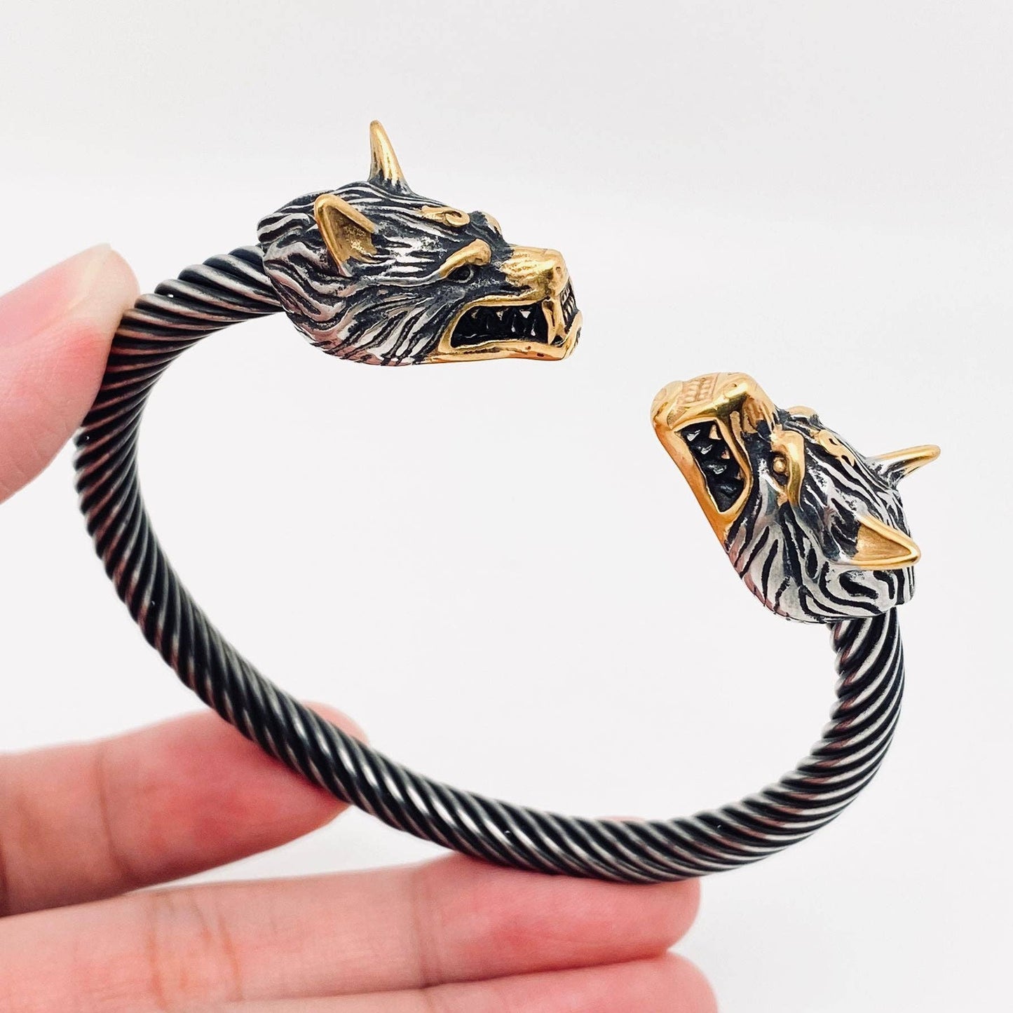 Viking Double Wolf Head Men's Stainless Steel Bangle - MJ/BC: Steel color
