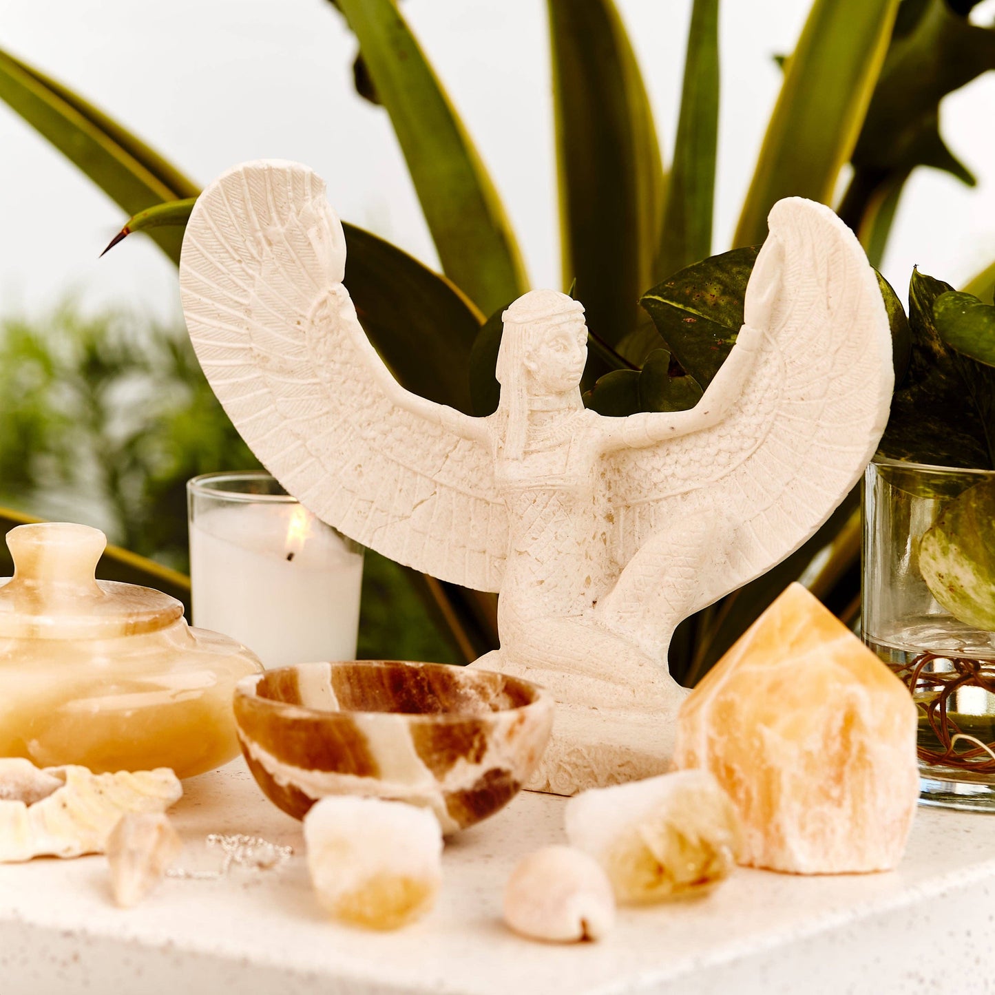 Isis White Alabaster