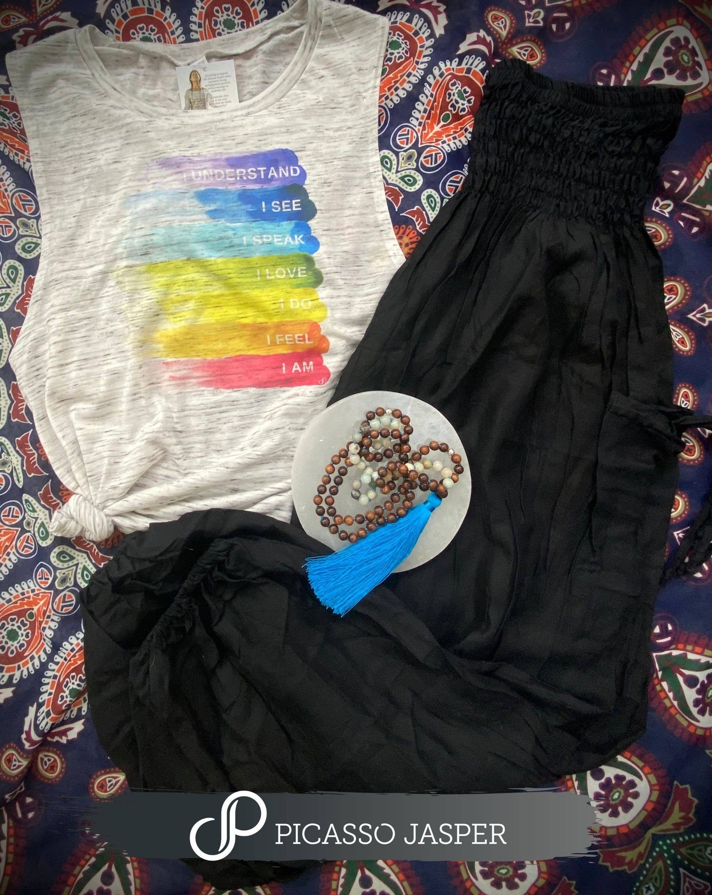 Chakra Love, Relaxed Muscle Tank: Small