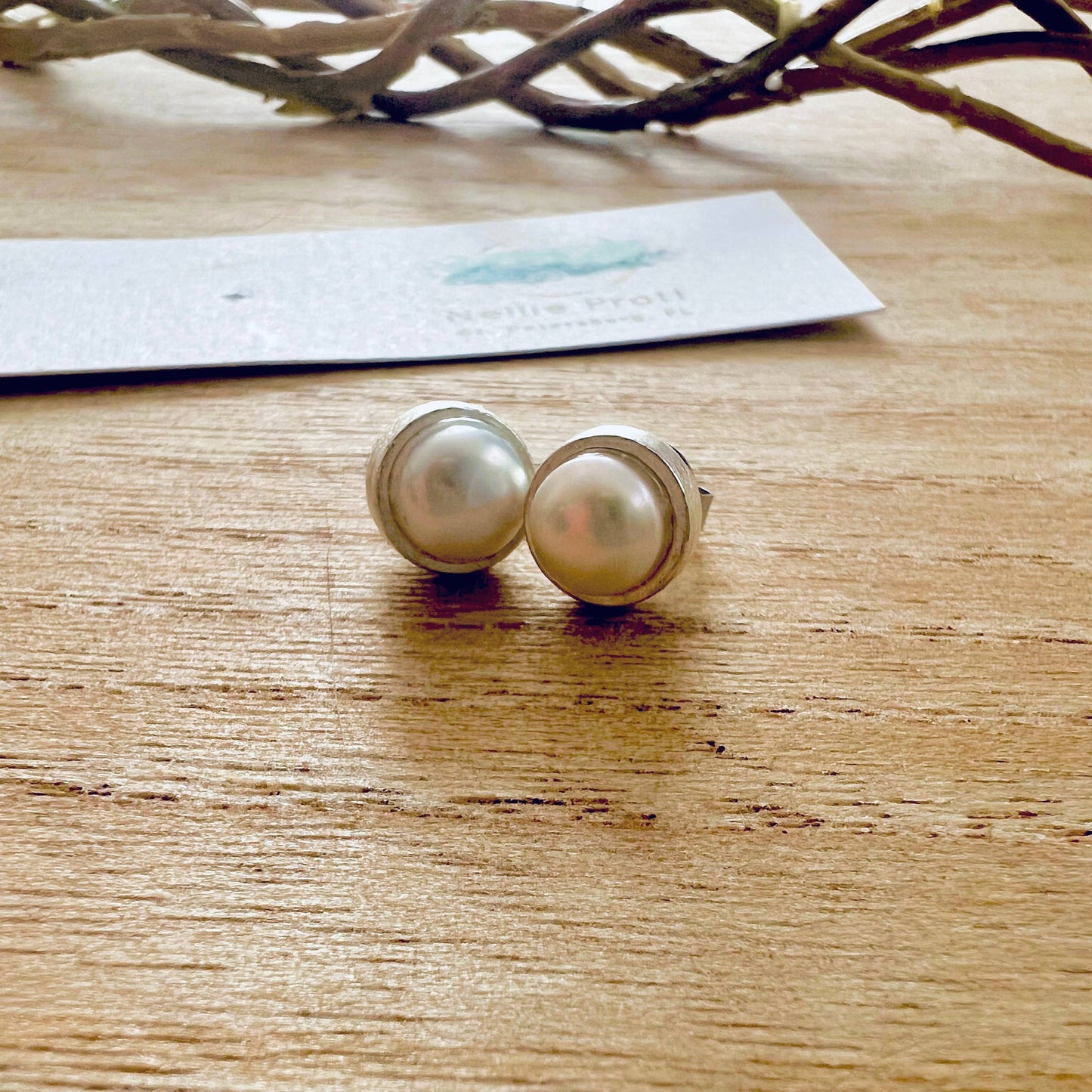 Cult Classic freshwater pearl stud earrings