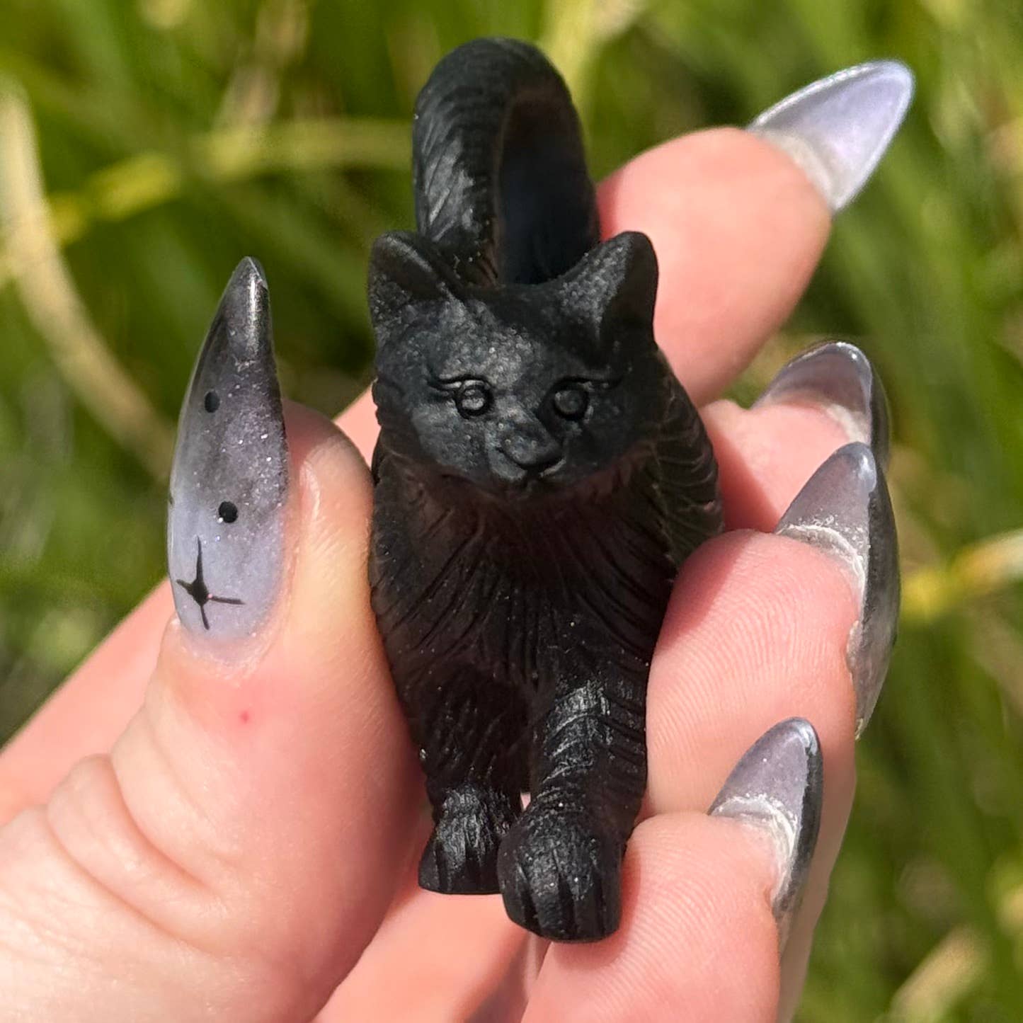 Matte Obsidian Strolling Cat