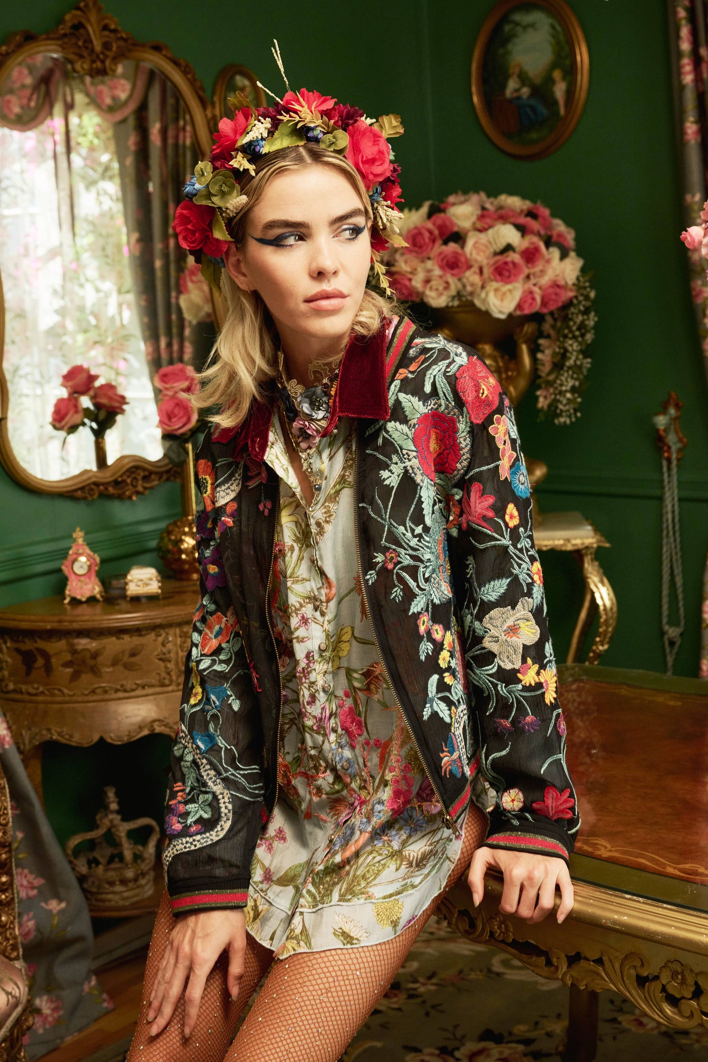 Bellezza Embroidered Bomber Jacket: Black Floral / XL