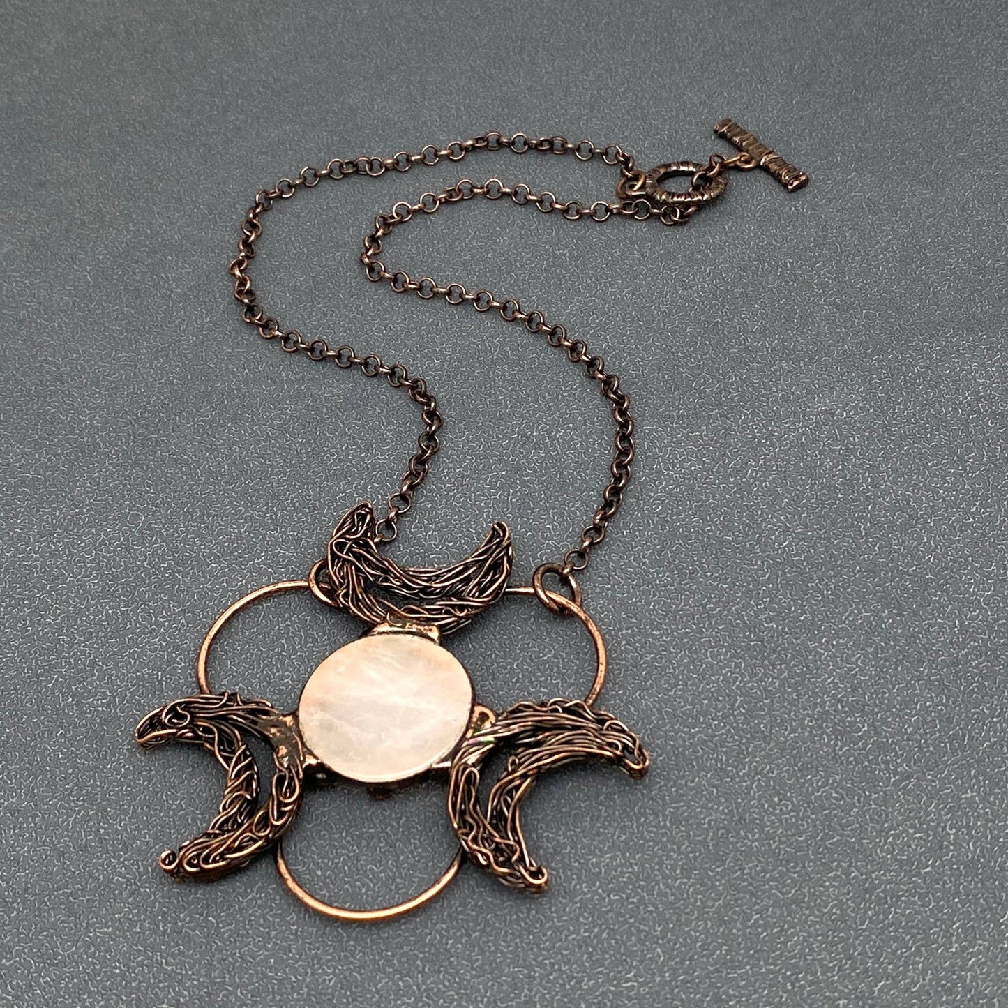 3 Crescent Moons Round Powder Crystal Charm Necklace - CS/MS