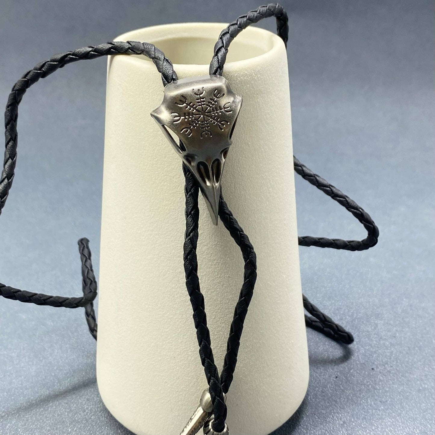 Viking Crow Skull Charm Artificial Leather Poirot Rope Bolo Necklace