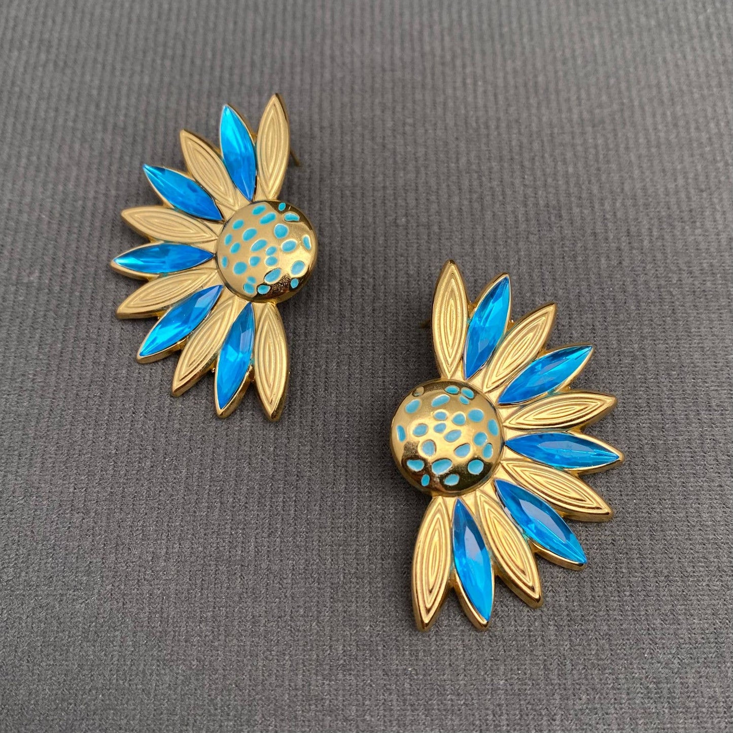 Rhinestone Inlaid Half Flower 18K Golden S.Steel Earrings - FGS