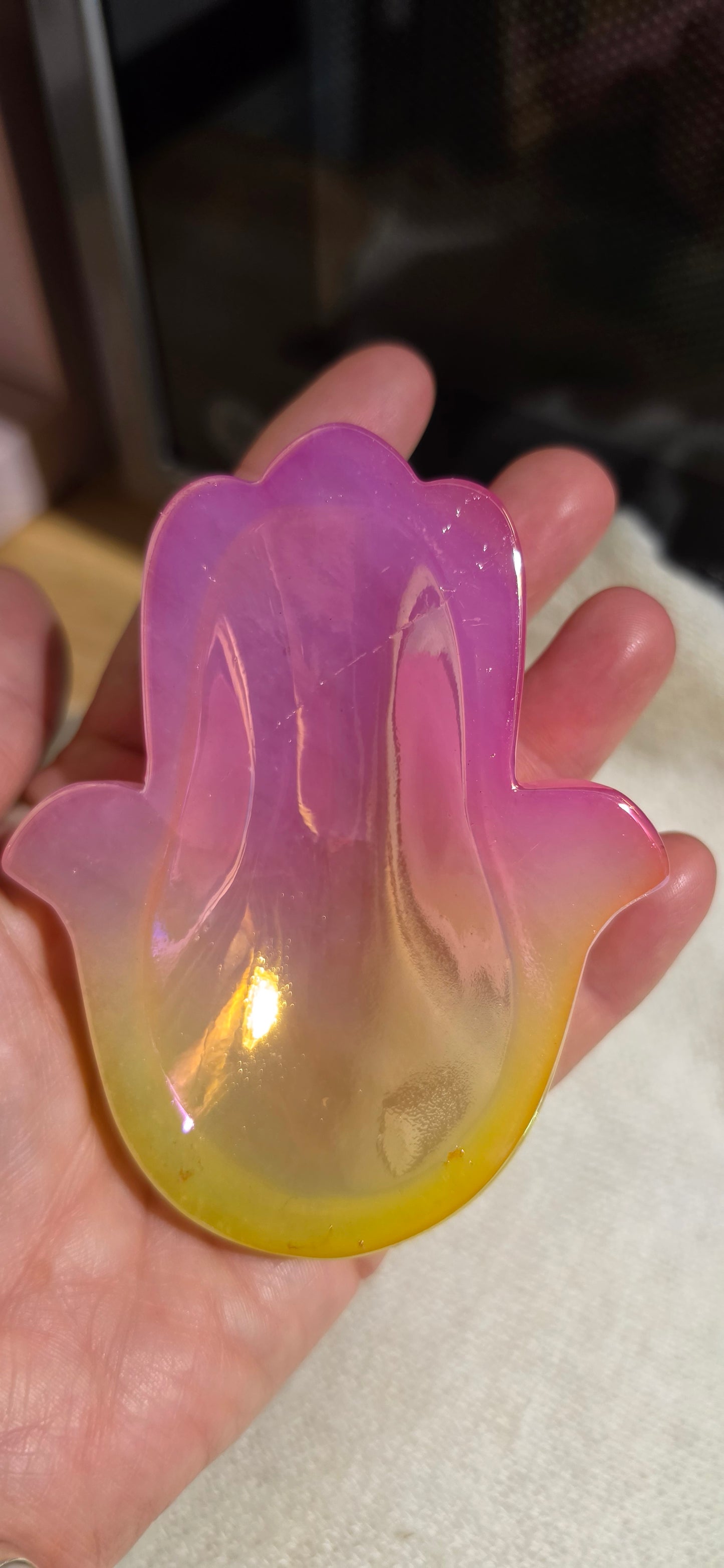 Hamsa Aura Quartz Trinket Dish